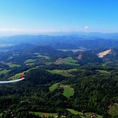 Flugwegposition um 11:40:48: Aufgenommen in der Nähe von Gemeinde Stattegg, Österreich in 1053 Meter